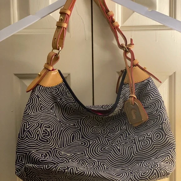DOONEY & BOURKE Swirl Doodle Hobo excellent condition - Picture 4 of 13